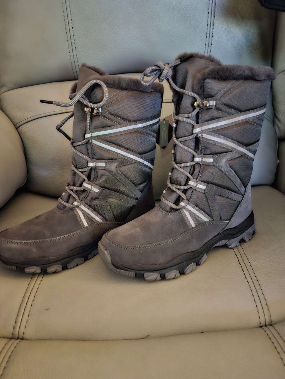 Ladyss Gray Winter Lace-Up Insulated Boots